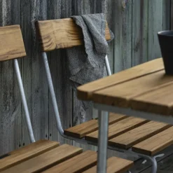 1 Gartenstuhl Teak