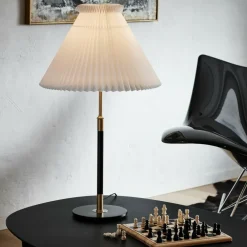 352 Tischleuchte