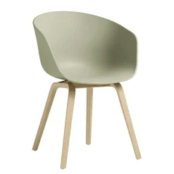 About a Chair AAC 22 2.0 Armlehnstuhl Eiche lackiert