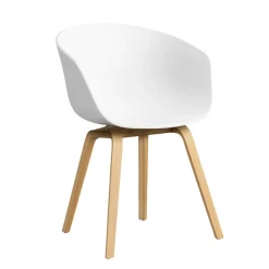 About a Chair AAC 22 2.0 Armlehnstuhl Eiche lackiert