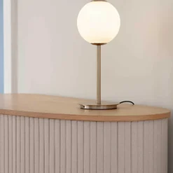 Audacious Highboard