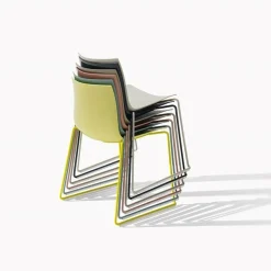 Catifa 46 0278 Stuhl Kufe farbig lackiert