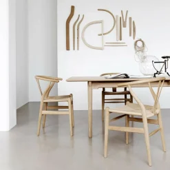 CH24 Wishbone Chair Gestell Eiche