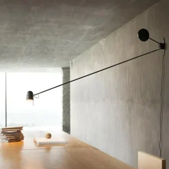 Counterbalance LED Wandleuchte