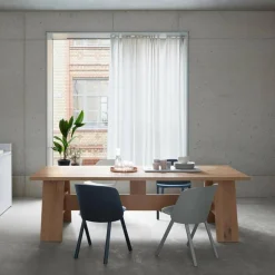 e15 DC01 Fayland Tisch