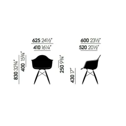 Eames Fiberglass Armchair DAW Ahorn dunkel