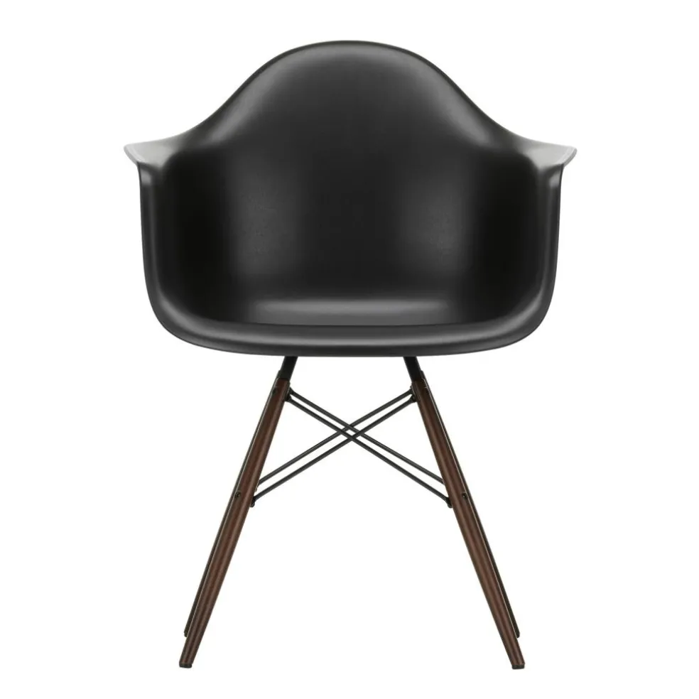 Eames Plastic Armchair DAW RE Ahorn dunkel