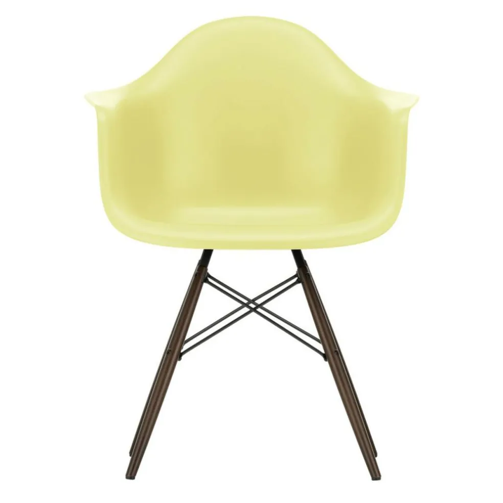 Eames Plastic Armchair DAW RE Ahorn dunkel