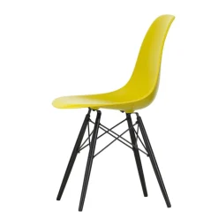 Eames Plastic Side Chair DSW RE Ahorn schwarz