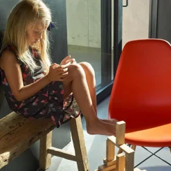 Eames Plastic Side Chair DSW RE Ahorn gelblich