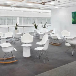 Eames Plastic Side Chair DSR verchromt