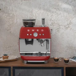 EGF03 Espressomaschine mit Siebträger