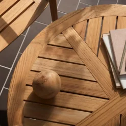 Embrace E022 Gartenesstisch