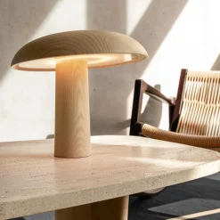 Forma LED Tischleuchte