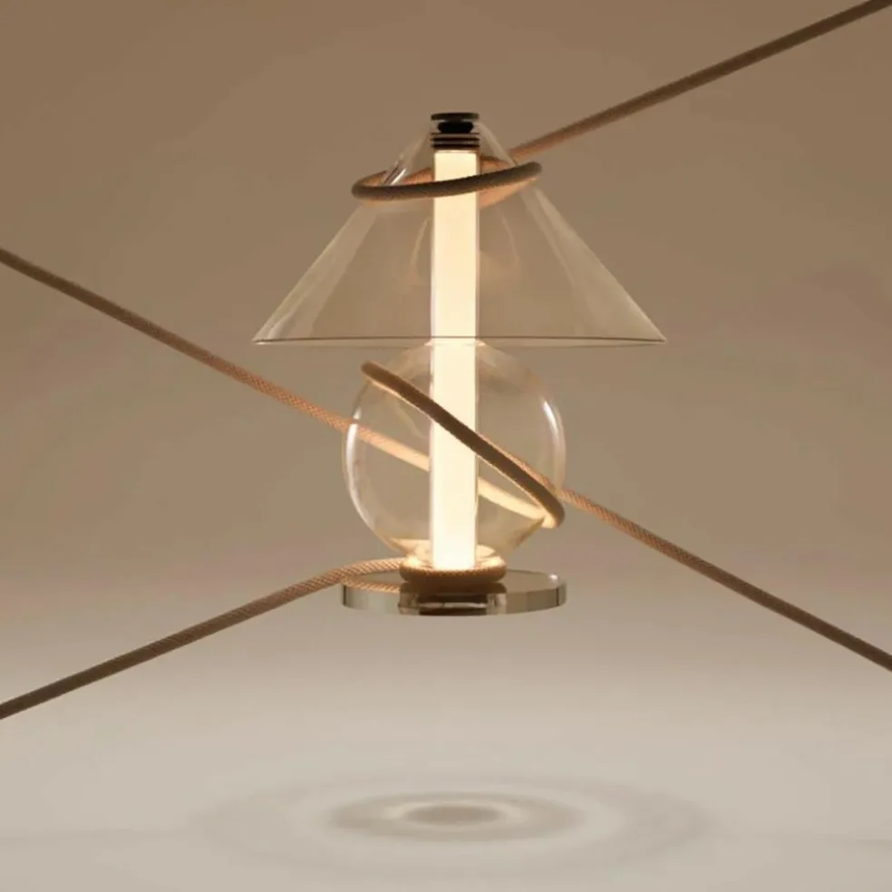 Fragile LED Tischleuchte