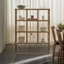 Frame Regal hoch
