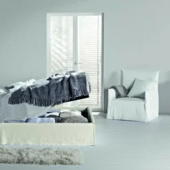 Ghost 04 Sessel