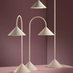 Grasp LED Akkuleuchte tragbar H 47cm
