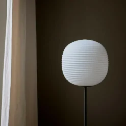 Lantern Stehleuchte