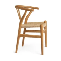 Limited Edition CH24 Wishbone Kinderstuhl
