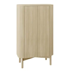 Loud Schrank hoch