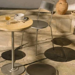 Petit Rond Stuhl