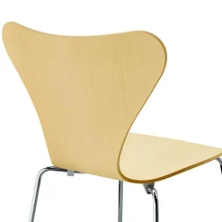 Serie 7™ Stuhl Naturfurnier