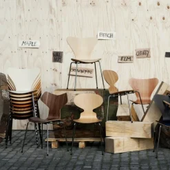 Serie 7™ Stuhl Naturfurnier