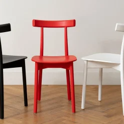 Skinny Wooden Stuhl