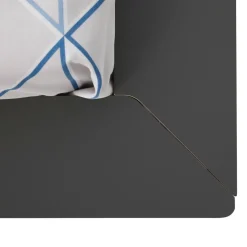 Spaze Doppelbett mit hohem Kopfteil 180x200cm