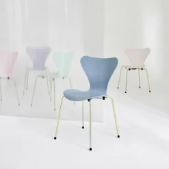 Special Edition Serie 7™ Stuhl lackiert Gestell rainbow