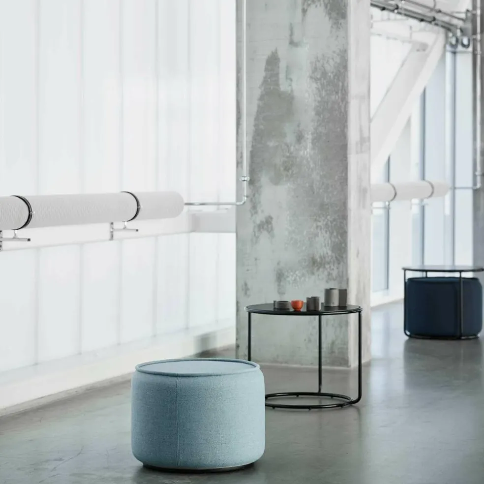Tom Hocker/Pouf mit Beistelltisch
