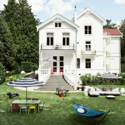 Toní Gartentisch + Gartenarmlehnstuhl