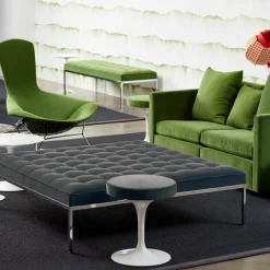Tulip Eero Saarinen Hocker