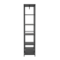 Valde Garderobe