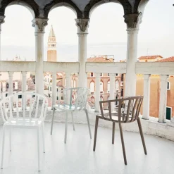 Venice Gartenarmlehnstuhl glänzend