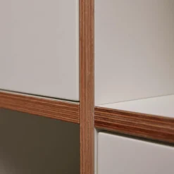 Vertiko Ply Two Regal