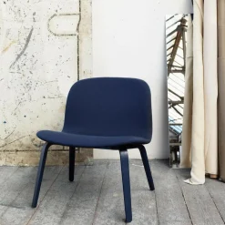 Visu Lounge Chair mit Holzgestell