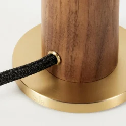 Walnut Knuckle Tischleuchte
