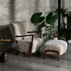 Wulff ATD2 Lounge Chair + Wulff ATD3 Pouf Gestell Walnuss