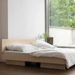 Zians Large Doppelbett 180x200cm mit Kopfteil